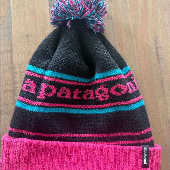 Patagonia men’s winter hat 90’ vibes pom pom pink unisex - Picture 3 of 5